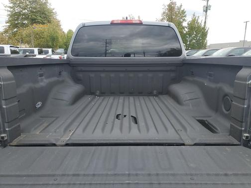 2023 Nissan Frontier S