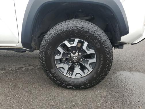 2023 Toyota Tacoma SR