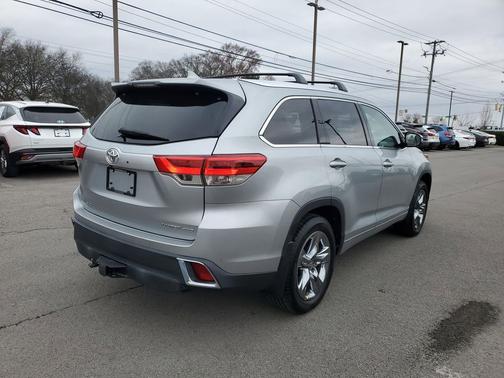 2018 Toyota Highlander Limited Platinum