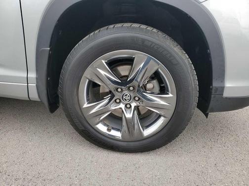 2018 Toyota Highlander Limited Platinum