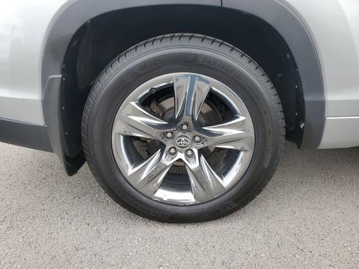 2018 Toyota Highlander Limited Platinum