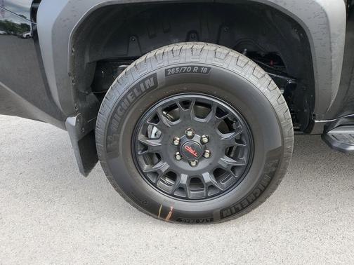 2025 Toyota 4Runner TRD Off Road