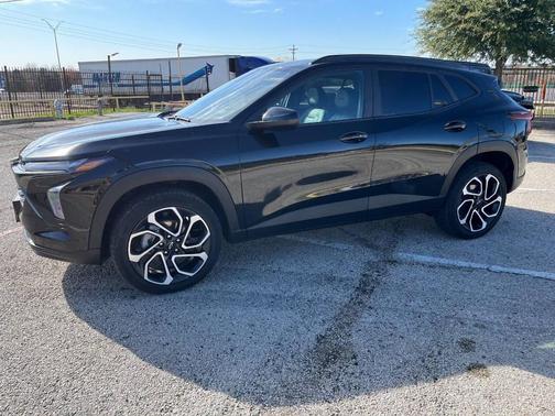 2025 Chevrolet Trax RS 4dr Crossover w/2RS