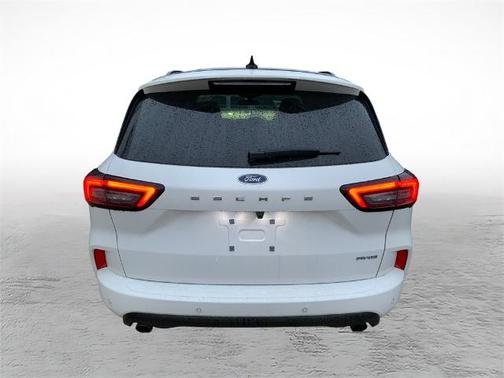 STAR WHITE METALLIC TRI-COA 2023 Ford Escape ST-LINE