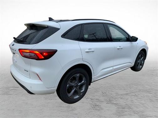 STAR WHITE METALLIC TRI-COA 2023 Ford Escape ST-LINE