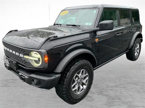 SHADOW BLACK 2025 Ford Bronco BADLANDS