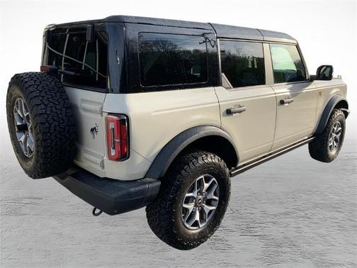 DESERT SAND 2025 Ford Bronco BADLANDS
