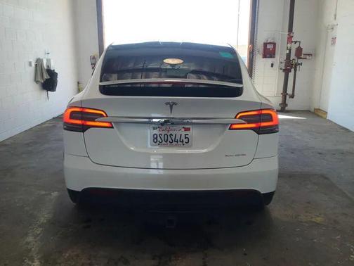 Pearl White Multi-Coat 2020 Tesla Model X Long Range Dual Motor All-Wheel Drive