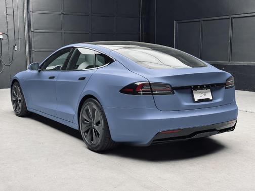 Stealth Grey 2025 Tesla Model S Base