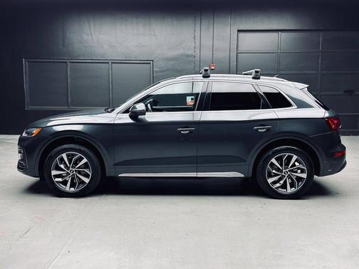 Gray Metallic 2021 Audi Q5 45 Premium
