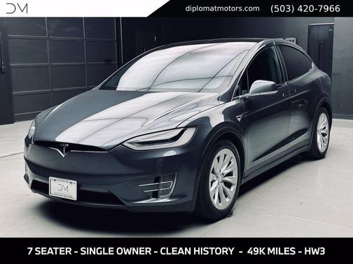 Gray 2018 Tesla Model X 75D