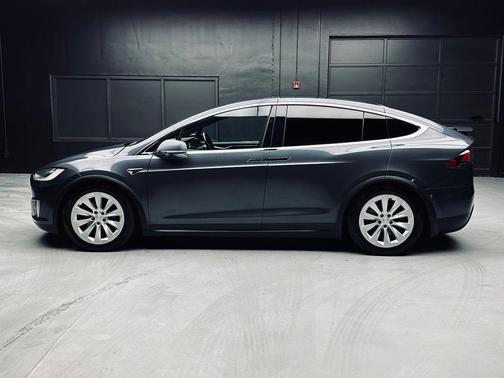 Titanium Metallic 2016 Tesla Model X 90D