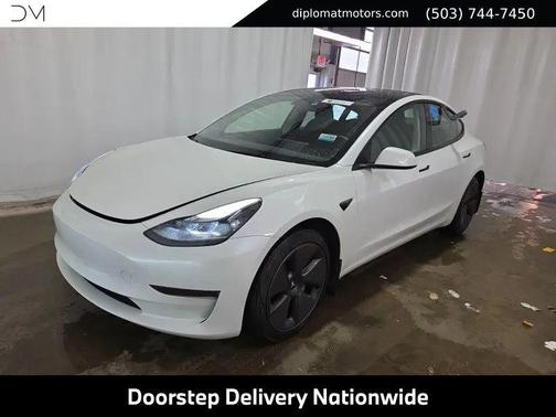 Pearl White Multi-Coat 2023 Tesla Model 3 Standard Range