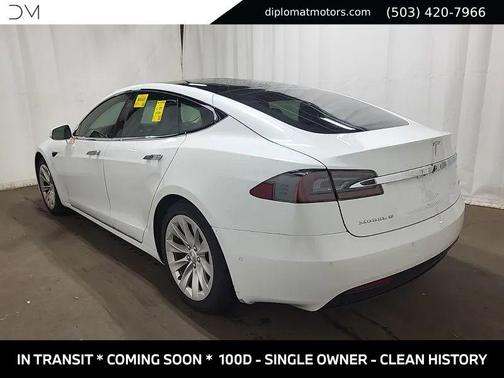 Pearl White Multi-Coat 2017 Tesla Model S P100D