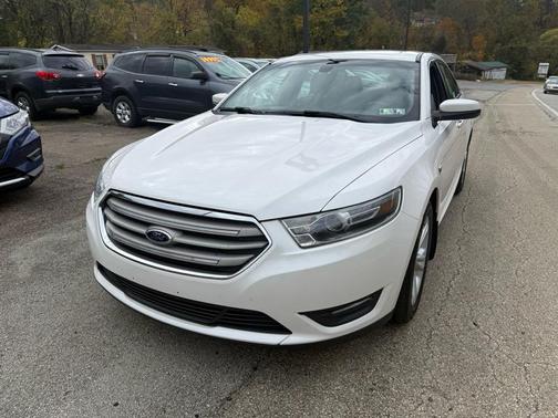 2014 Ford Taurus SEL