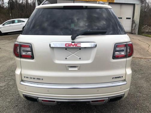 2014 GMC Acadia Denali