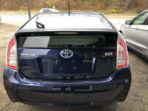 2014 Toyota Prius Three