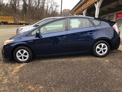 2014 Toyota Prius Three