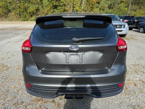 2017 Ford Focus ST 