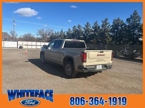 2022 GMC Sierra 1500 AT4