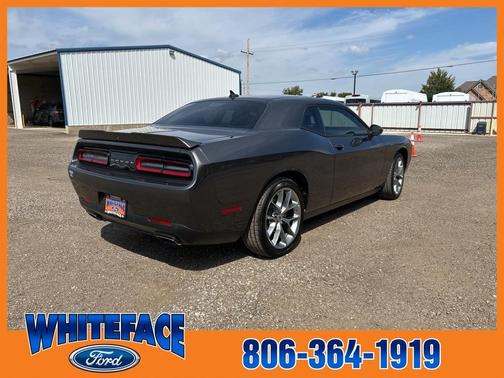 2022 Dodge Challenger SXT