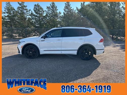 2022 Volkswagen Tiguan 2.0T SE R-Line Black