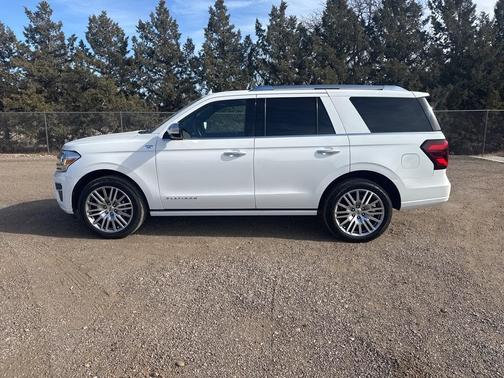 2023 Ford Expedition Platinum