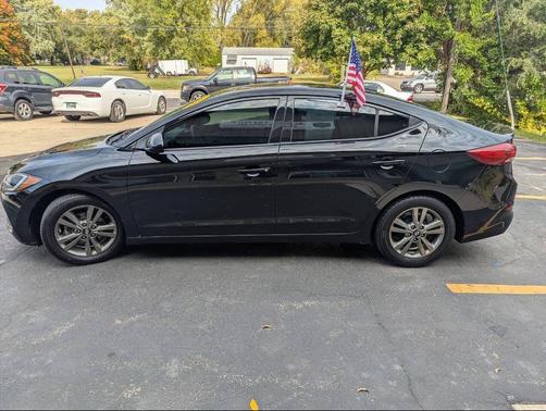 2017 Hyundai ELANTRA SE Value Edition