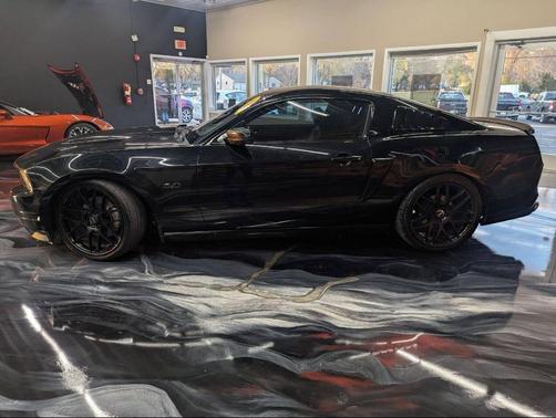 2012 Ford Mustang GT Premium