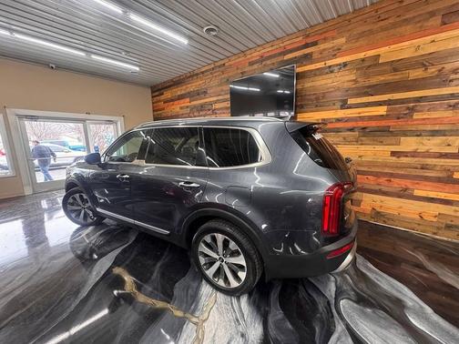 2020 Kia Telluride S