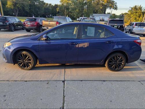 2015 Toyota Corolla S Plus