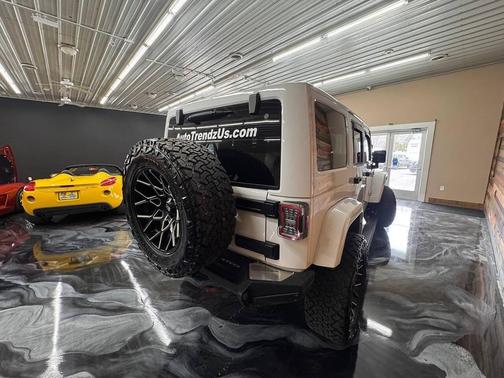 2015 Jeep Wrangler Unlimited Sahara