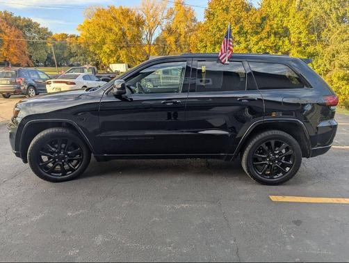 2019 Jeep Grand Cherokee Altitude