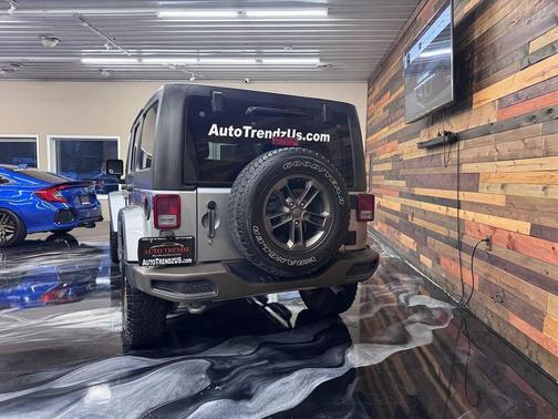 2017 Jeep Wrangler Unlimited 75th Anniversary Edition 4x4