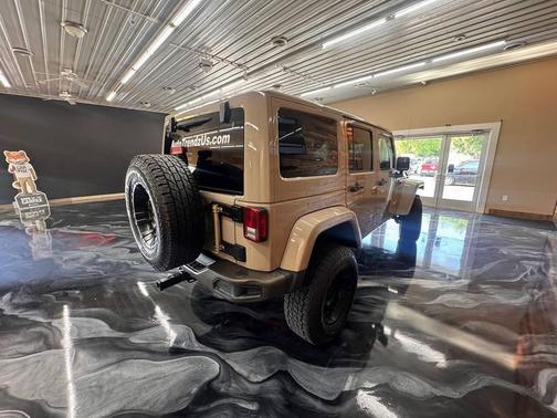 Mojave Sand Clearcoat 2016 Jeep Wrangler Unlimited Sahara