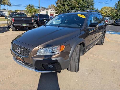 2016 Volvo XC70 T5 Platinum