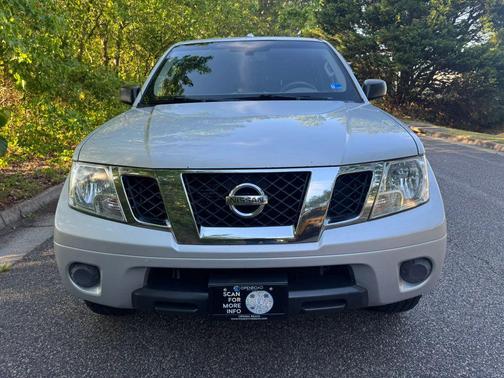 Brilliant Silver 2012 Nissan Frontier SV