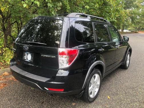 2010 Subaru Forester 2.5 X Premium
