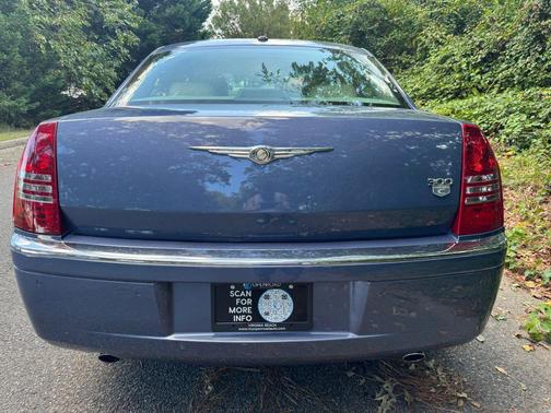 2007 Chrysler 300C Base