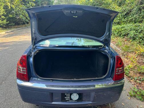 2007 Chrysler 300C Base