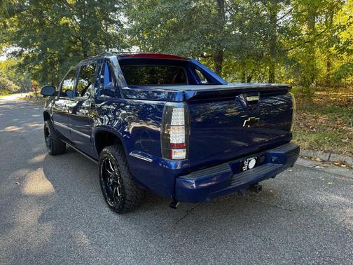 2013 Chevrolet Avalanche LTZ