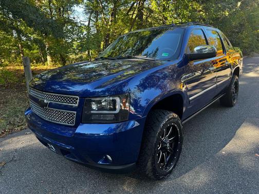 2013 Chevrolet Avalanche LTZ
