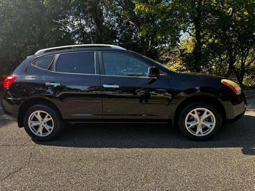 2010 Nissan Rogue SL
