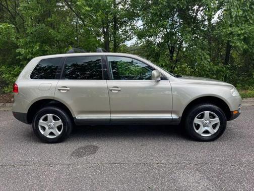 2004 Volkswagen Touareg V6