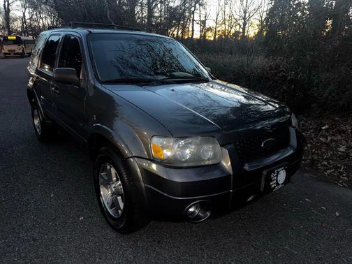 2005 Ford Escape Limited