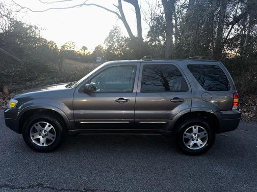 2005 Ford Escape Limited