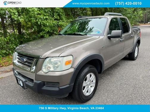 Champagne 2007 Ford Explorer Sport Trac XLT