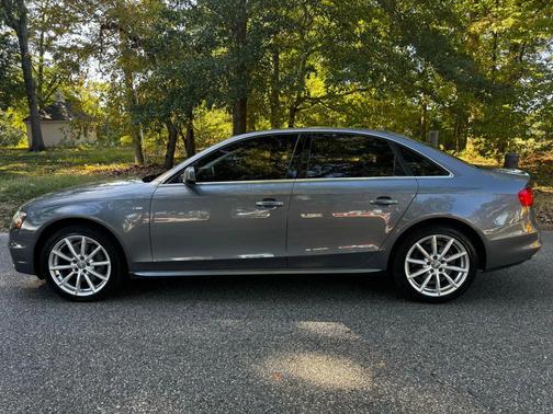 2014 Audi A4 2.0T Premium Plus