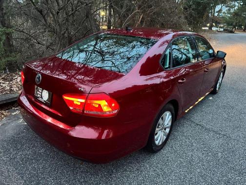 2015 Volkswagen Passat 1.8T S