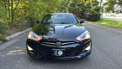 Caspian Black 2015 Hyundai Genesis Coupe 3.8 Base
